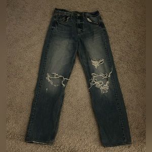 american eagle mom jeans